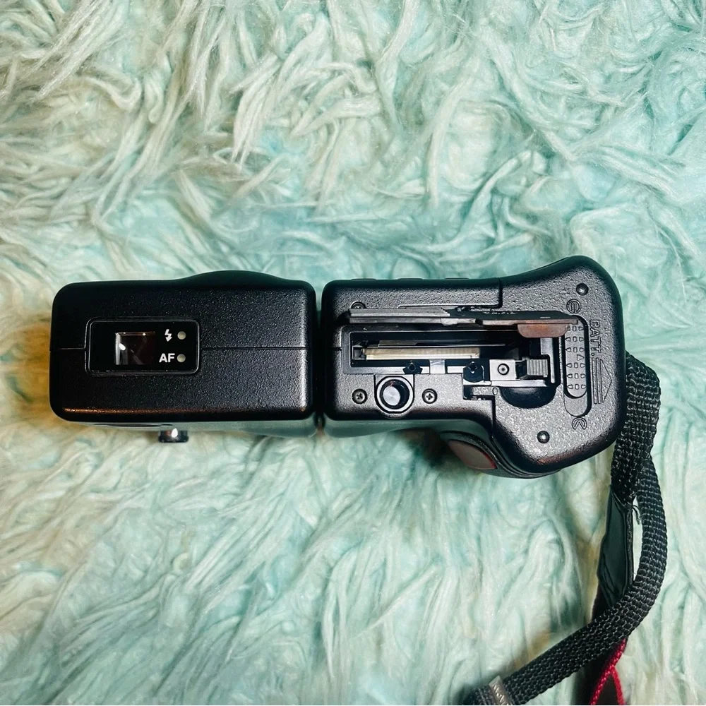 Nikon COOLPIX S950 Black Camera
